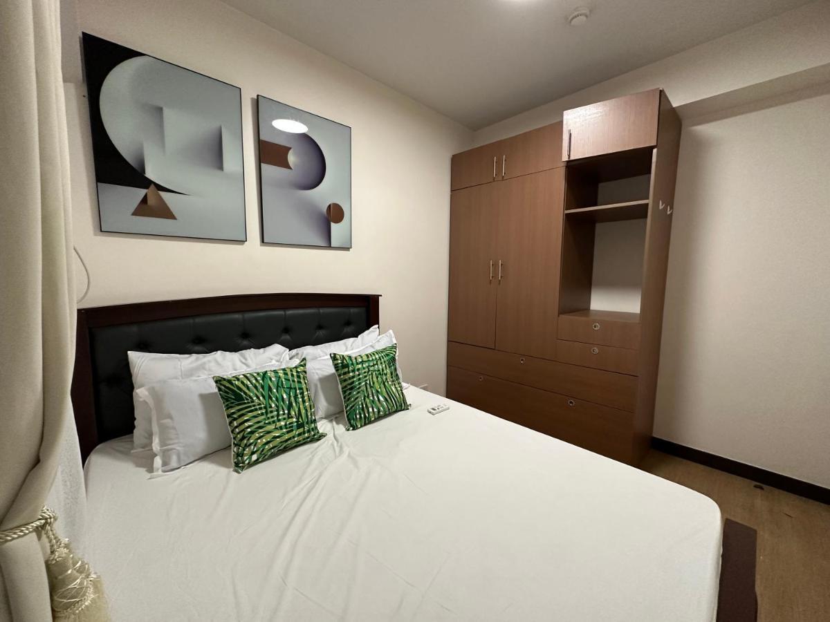 Caloocan Celandine Residence In Quezon City מראה חיצוני תמונה